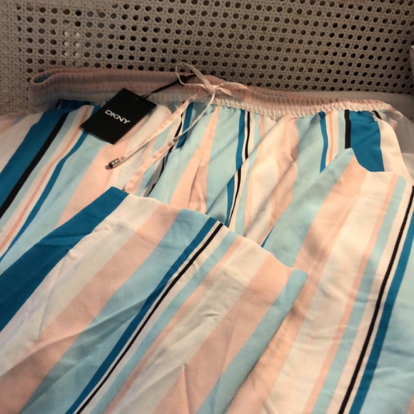 NWT DKNY Silky Wide Leg Striped Pants with Elastic, Tie-Adjustable Waist - Picture 3 of 15